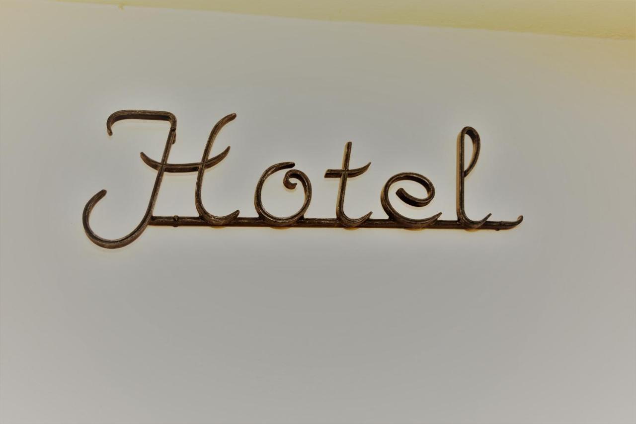 Domizil Hotel Bei Welter Nideggen Kreuzau Exterior foto